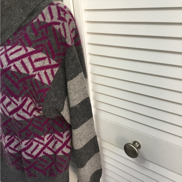 Vintage Christian Dior LambsWool, Angora & Rabbit Hair Cowl Neck Sweater Size M - Picture 3 of 5